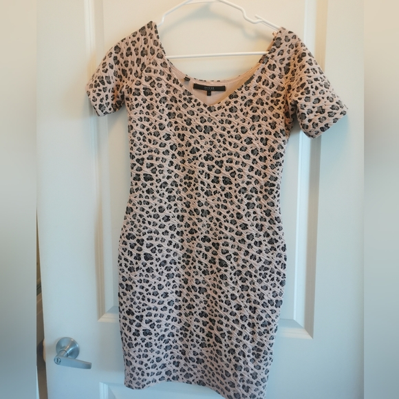 Guess leopard print mini dress - Picture 6 of 9